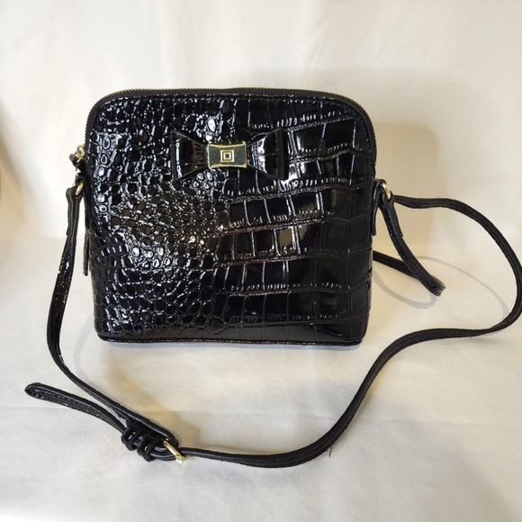 Liz Claiborne Womens Crossbody Bag Size Small Alligator Patent Bow Detail Purse - Picture 1 of 7